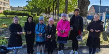 Фотофакт: 3Б участвует в акции "Чистый двор - комфортная жизнь"