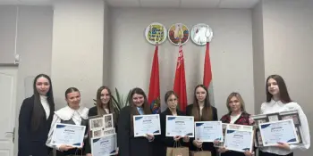 Награждение победителей фотоконкурса "Моя семья – моё богатство"