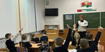 ФОТОФАКТ: важный информационный час во 2 "А" классе