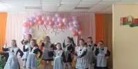 В преддверии Дня женщин в нашей школе  прошел праздничный концерт "С праздником весны"