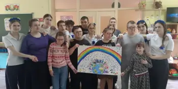 "РАСТЁМ вместе!": творчество, объединяющее сердца